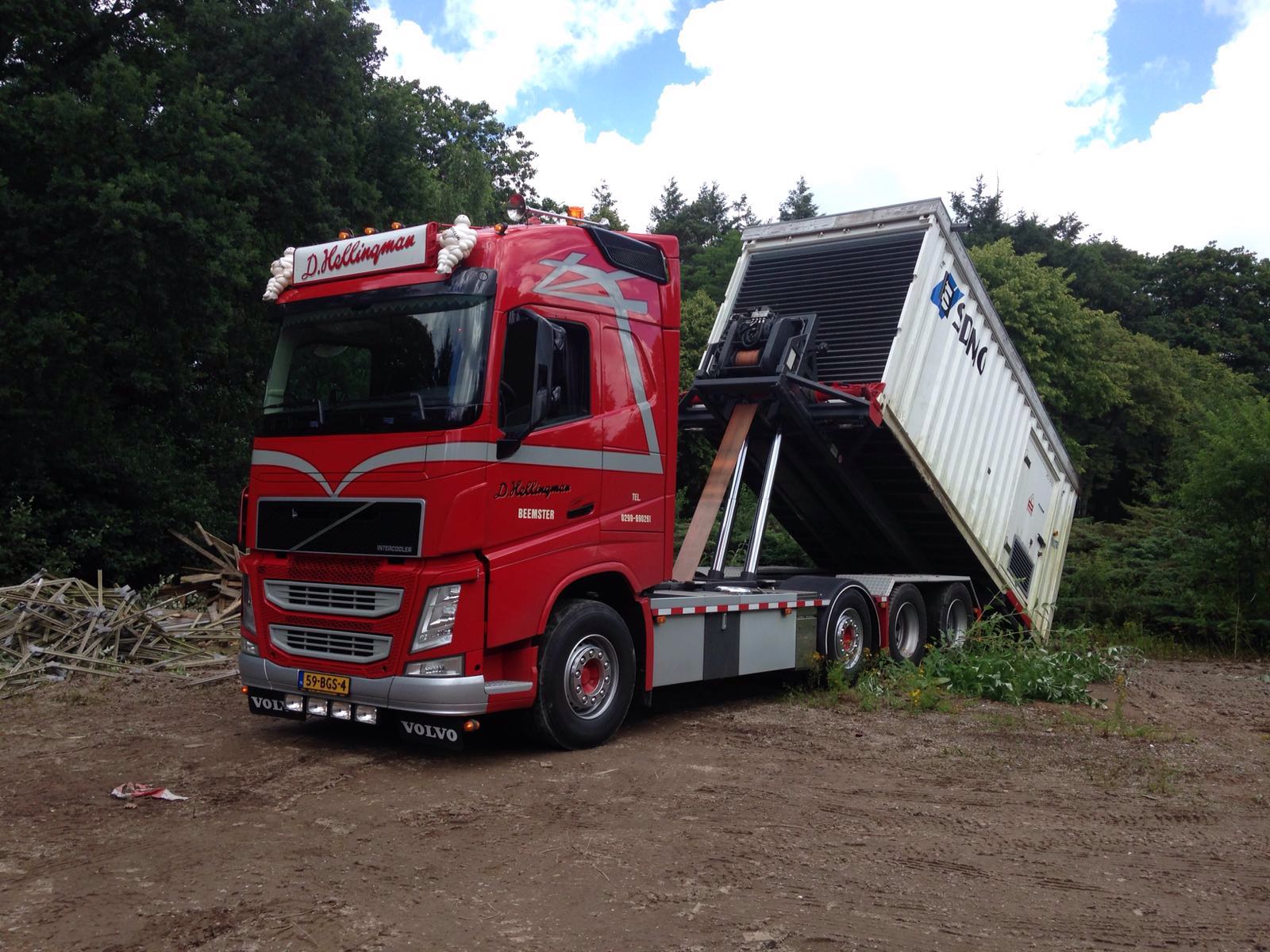 Op De Grond | Hellingman Transport BV